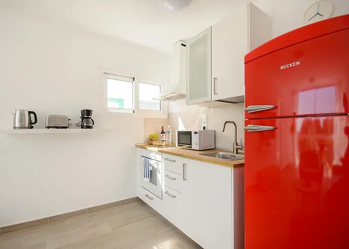 Red Volcano - Pool And Gym In Sport Center Fariones Included By Lanzarote * Пуэрто дель Кармен